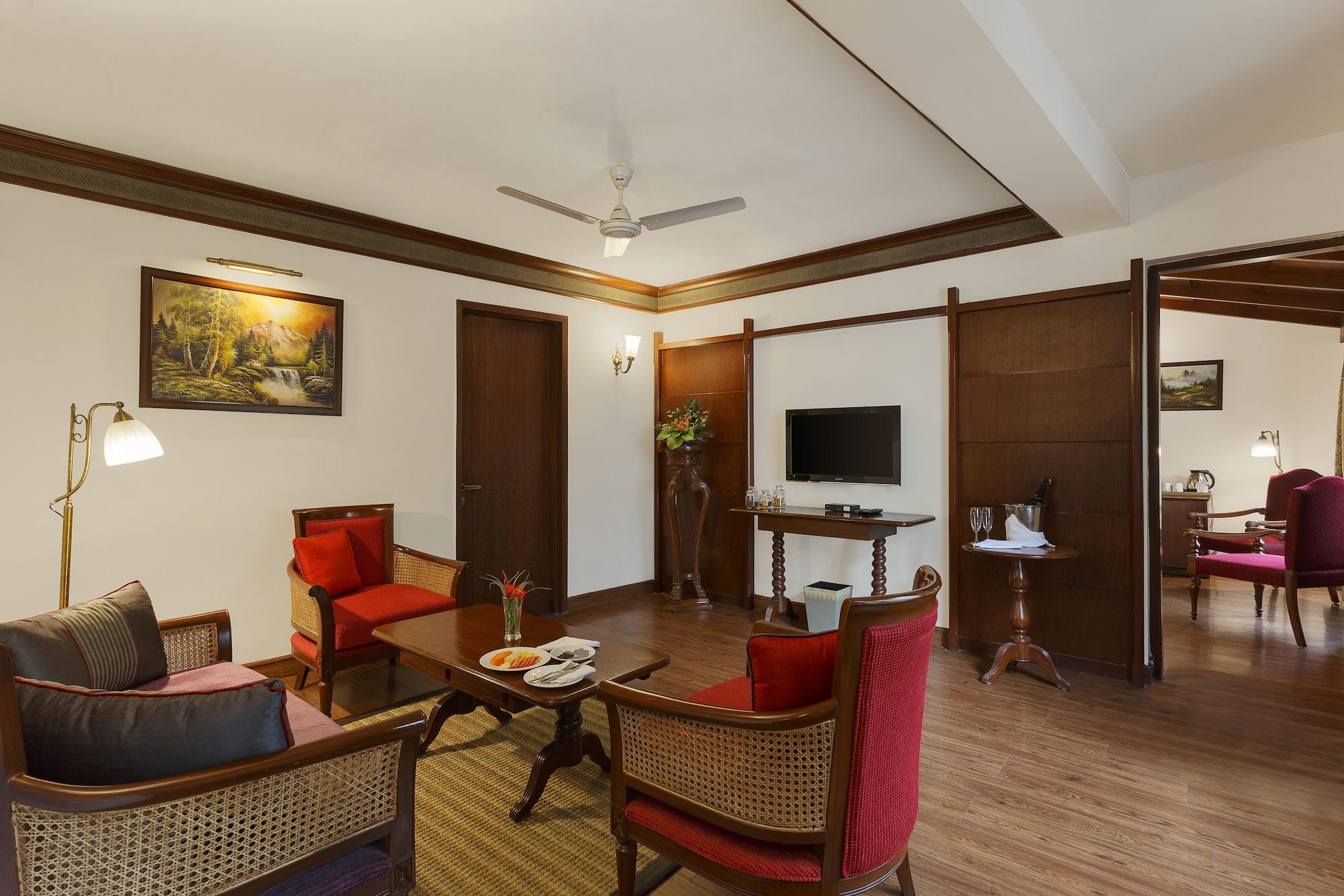 The Naini Retreat, Nainital By Leisure Hotels Экстерьер фото
